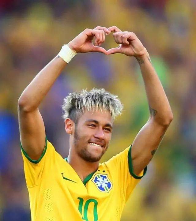 齐沃：2010年我曾与死神共饮一杯咖啡，那天后我不再考虑自我（齐沃：2010年与死神共饮之后，我不再执念于自我）