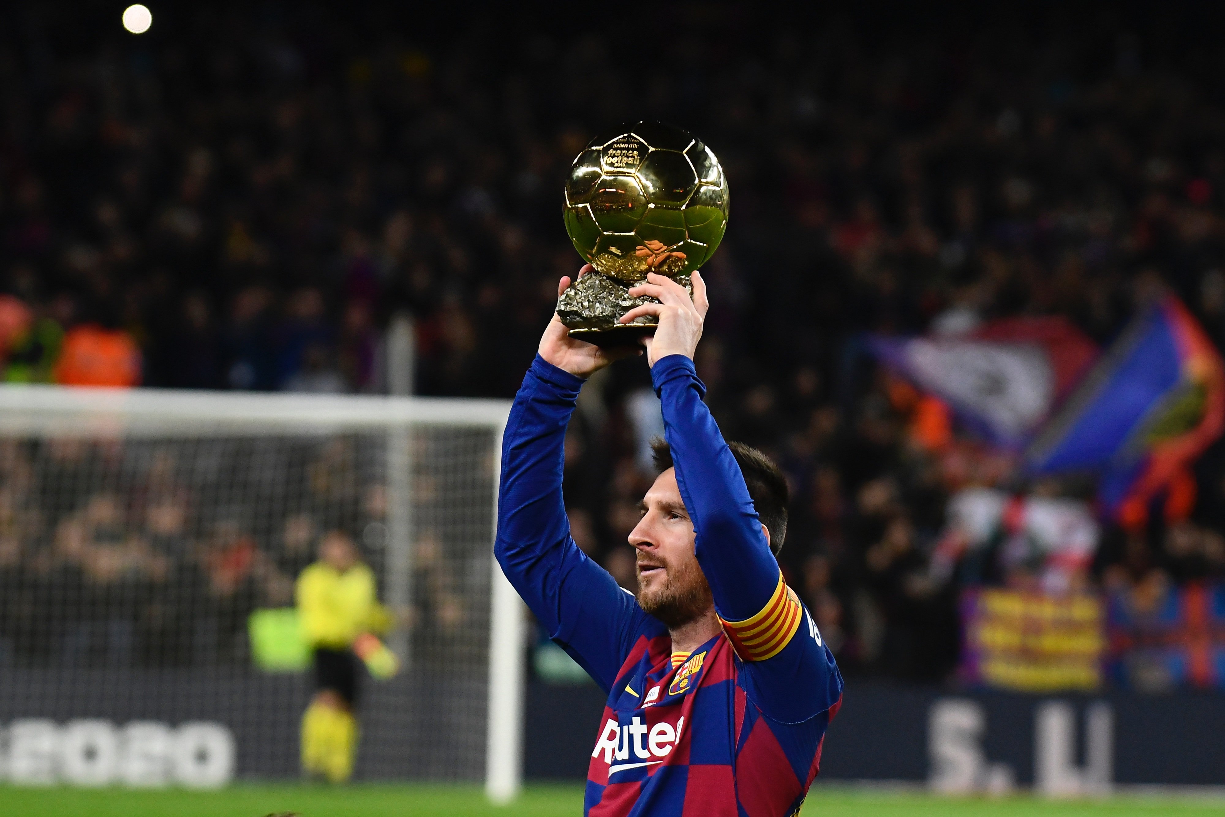 穆帅希望尤文图斯33岁边锋，加盟本菲卡，再次合作（穆里尼奥希望尤文33岁边锋转投本菲卡再度携手）