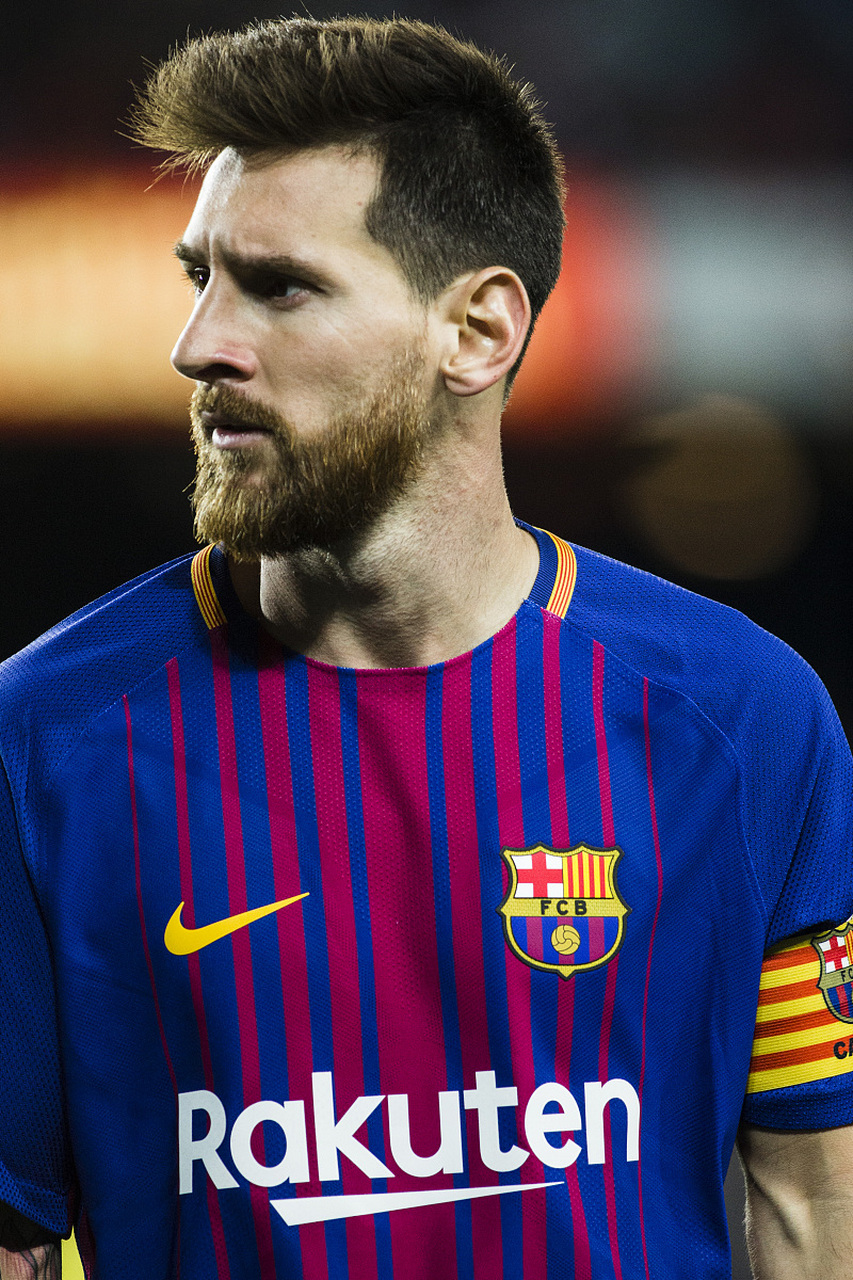 拜仁在联赛71次战胜斯图加特，创造德甲最多胜场纪录（拜仁联赛对斯图加特第71次取胜，创德甲最多胜场新纪录）