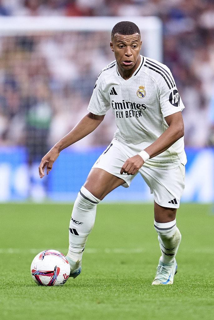 梅西是否比你更强？C罗：我不同意，我不想谦虚