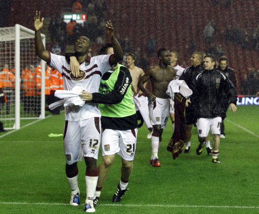 从中甲到欧洲：王博豪的“非典型”留洋之路（从中甲走向欧洲：王博豪的另类留洋之旅）