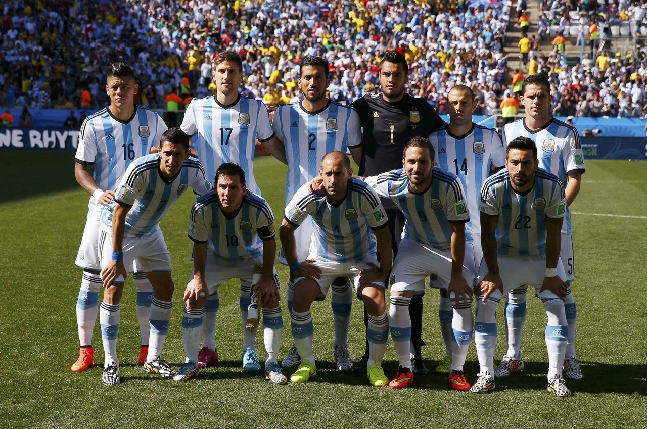 东契奇连续9场30+，追平科比并列湖人队史第四长（东契奇9场连砍30+，追平科比并列湖人队史第4长纪录）