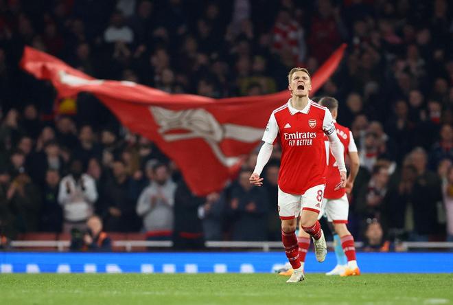 祝贺，王霜和陈晨入选2025国际足联年度最佳女足阵容候选名单